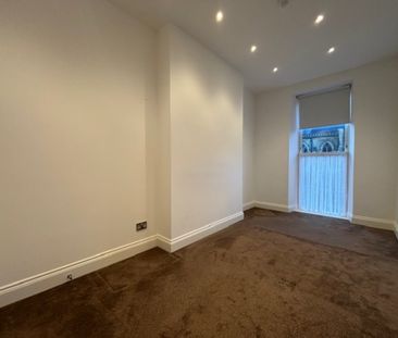 Victoria Avenue - Photo 4