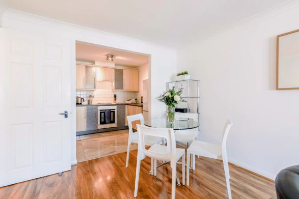 One Bedroom Apartment - Photo 1