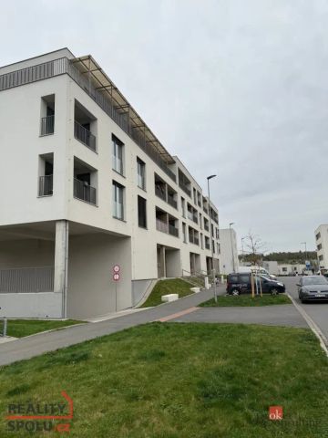 Pronájem bytu 1+kk 30 m - Fotografie 5