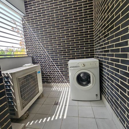 Planta baja de alquiler en Calle de Juan Daniel Fullaondo, Valdebebas - Valdefuentes - Photo 2