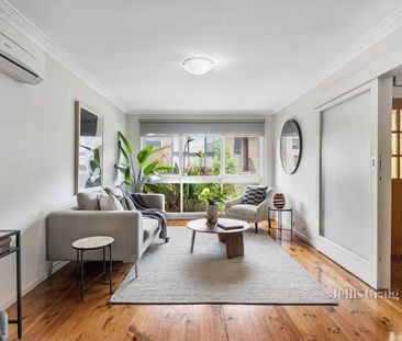 2 Bedroom Unit in Convenient Location - Photo 1