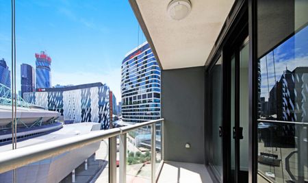 1212/100 Harbour Esplanade, Docklands VIC 3008 - Apartment For Rent | Domain - Photo 5
