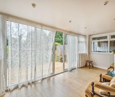 4 bedroom semi-detached house to rent - Photo 1