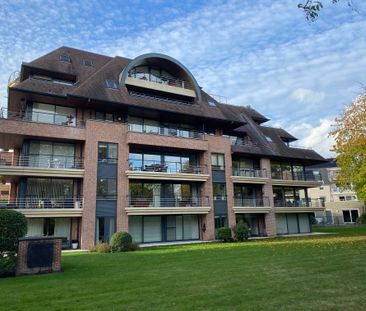 Instapklaar 2-slpk APPARTEMENT + GARAGE - Foto 2