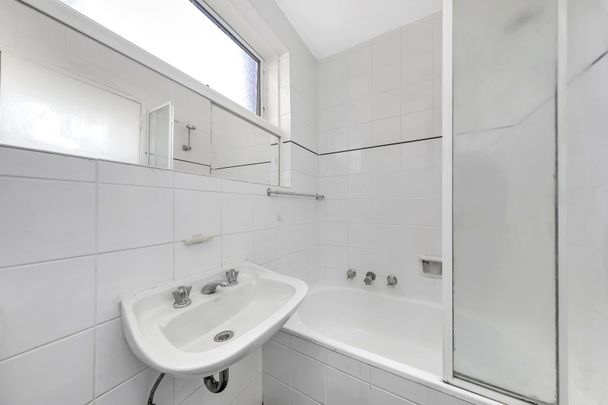 Bright One-Bedroom Apartment in the Heart of Richmond - Photo 1