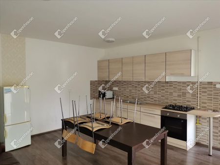 Kiadó újszerű állapotú lakás - Tata - Photo 2