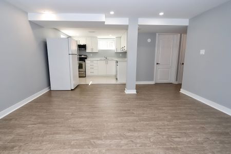 For Lease - 885 Myers Street, Oshawa, Ontario - Photo 2