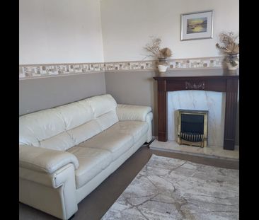 2 Bed Flat, Main Street, G40 - Photo 3