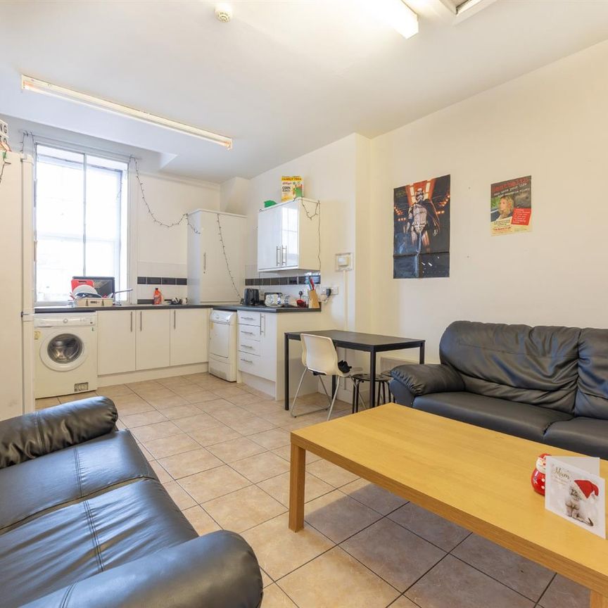 4 bed apartment to rent in Clayton Street West, Newcastle Upon Tyne, NE1 - Photo 1