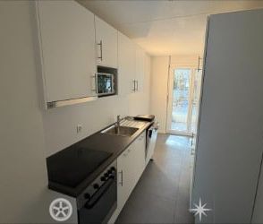 Helle 4.5-Zimmer-Wohnung im Erdgeschoss mit Gartensitzplatz - Foto 6