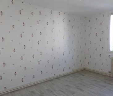 Appartement à louer 4 pièces 64m² - Photo 3