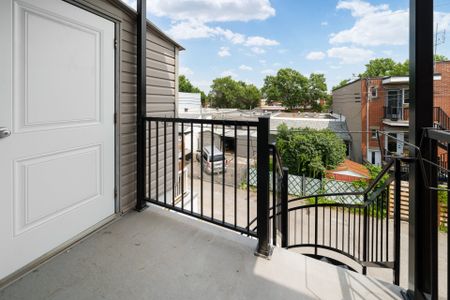 8179 Rue St-Hubert - Photo 2