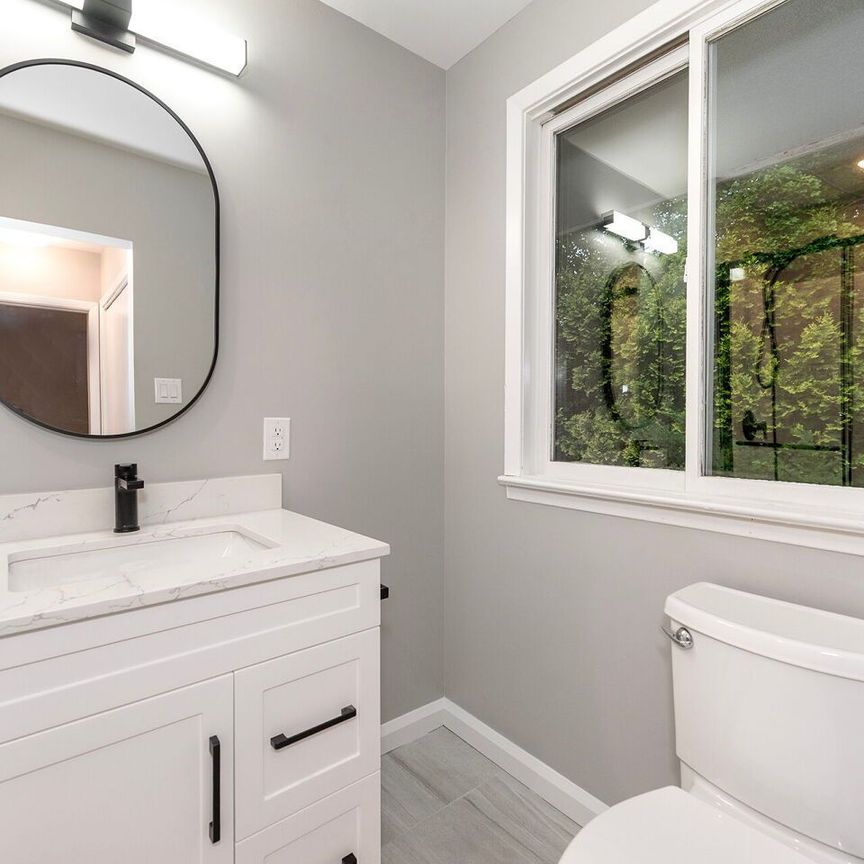 For Lease - 1847 Will Scarlett Drive, Mississauga, Ontario - Photo 1