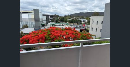 For Rent – Modern 2-Bedroom Unit in the Heart of Indooroopilly - Photo 3