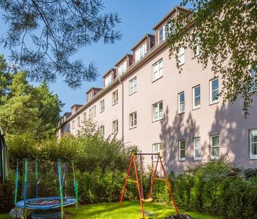 Wohlfühloase mit aufwendig modernisiertem Badezimmer - Photo 1