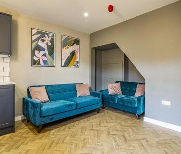 6 bedroom terraced house to rent - Photo 3