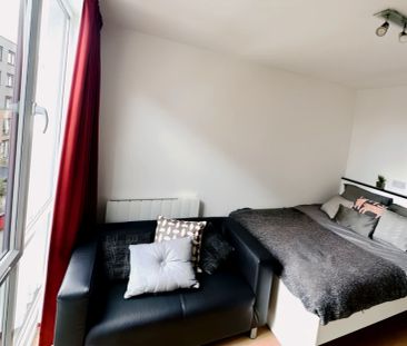 Gold Courtyard Studio, Floors G-2 - Photo 4