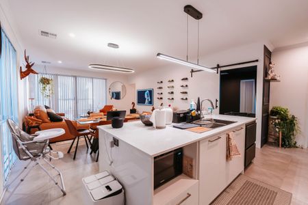 Ellenbrook - Photo 2