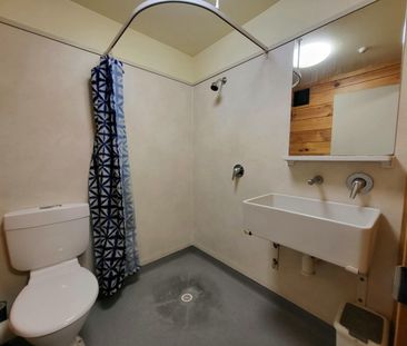 Stylish Studio Apartment for Rent – 315/12 Martin Square, Wellington - Photo 2