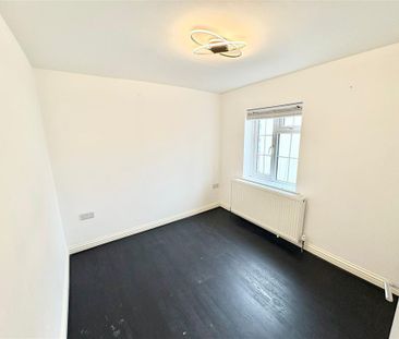 Bullar Road, Southampton - Photo 6