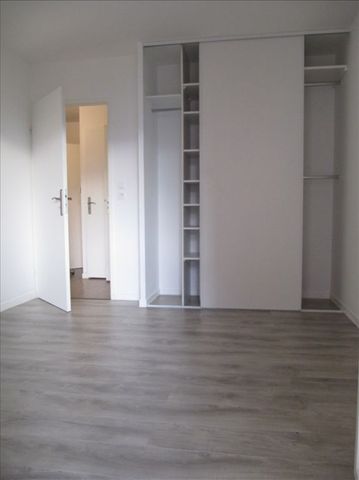 APPARTEMENT F2 CERGY LE HAUT - 2 pièce(s) - Photo 3