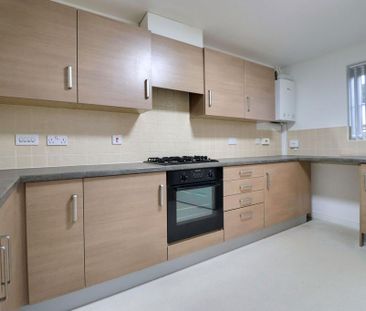 4 bedroom terraced house to rent - Photo 6