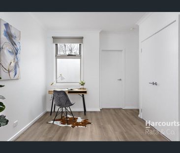 Stylish, Low-Maintenance Home with Unbeatable Convenience - Photo 6