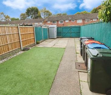 Baildon Green, Little Sutton, CH66 - Photo 2