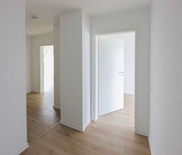 3-Zimmer-DG-Wohnung – Erstbezug nach Sanierung - Foto 1