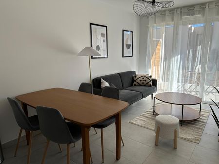 location Appartement T2 DE 38.87m² À MANOSQUE - Photo 2