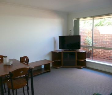 Fully Furnished Unit On Hannan Street - Photo 4