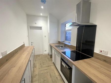 2 bedroom house to rent - Photo 5