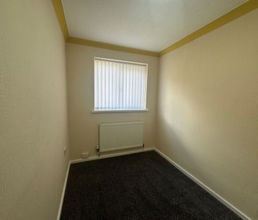 St Marys View, Munsbrough, S61 4NJ - Photo 3