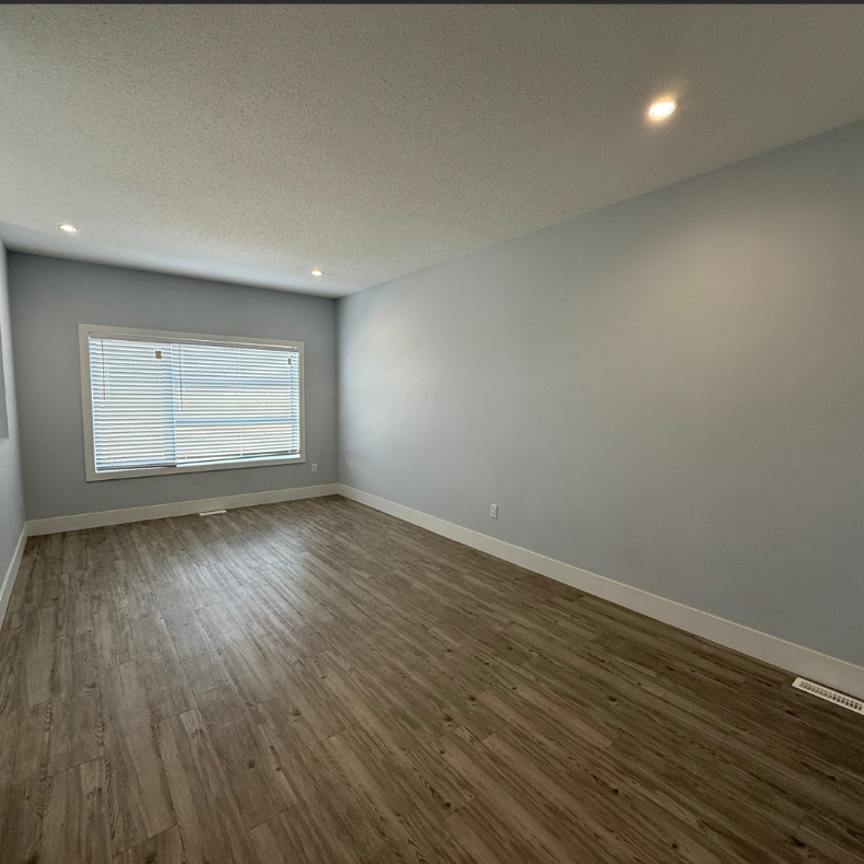 Brand New 3 Bedroom Home in Aspen Ridge - Photo 1
