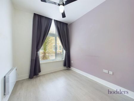 2 bedroom apartment to rent - Photo 4