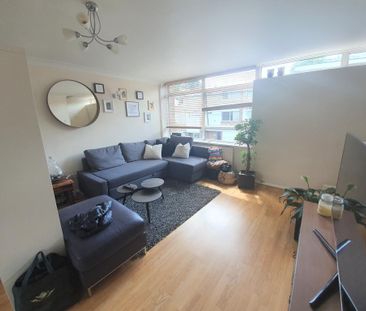 2 bedroom maisonette to rent - Photo 2