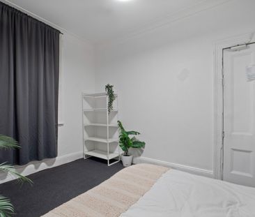Redfern - Photo 5