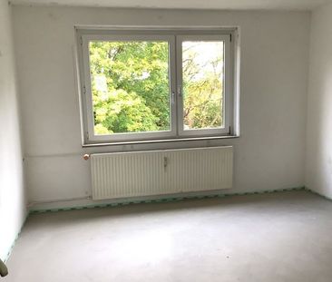 Hier findet jeder seinen Platz: praktische 3-Zimmer-Wohnung (WBS) - Photo 4