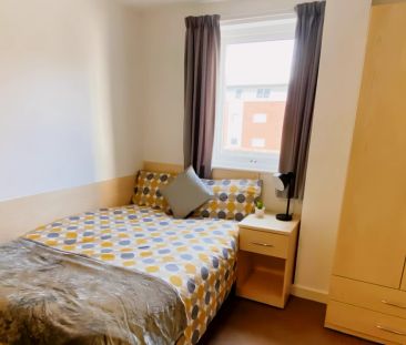 4-6 Bedroom En-suite - Photo 1