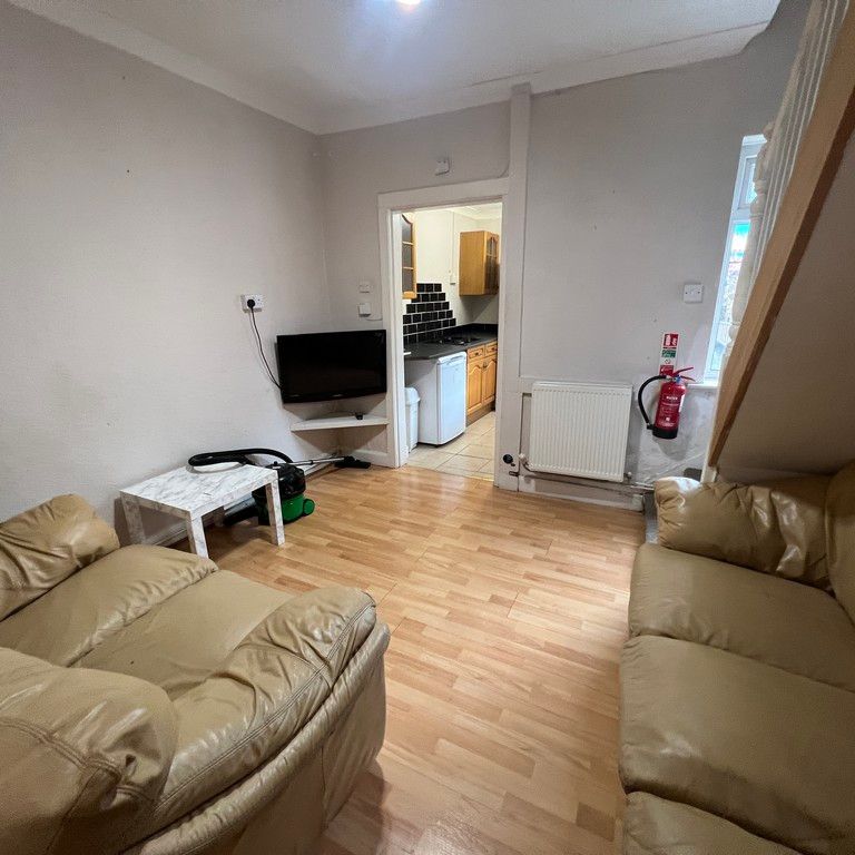 Dudley Street, The Groves - P1652 - Photo 1