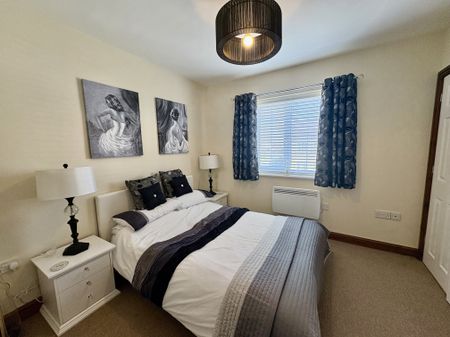 Beacon Park Drive, Skegness - Photo 4