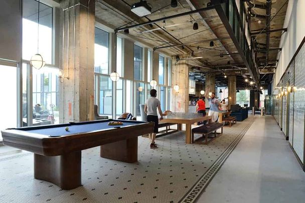 Bronze Studio Mid Level - Photo 1