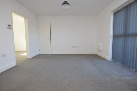 2 Bedroom Apartment - Photo 5