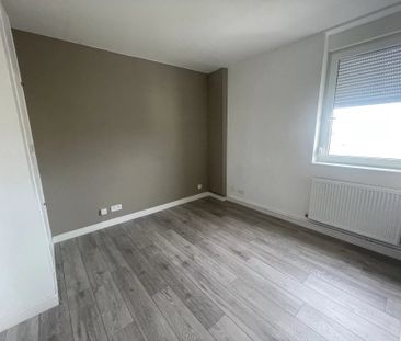 Location Appartement 2 pièces 34 m2 à Saint-Quentin - Photo 3