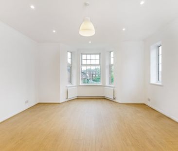 2 bedroom maisonette to rent - Photo 2