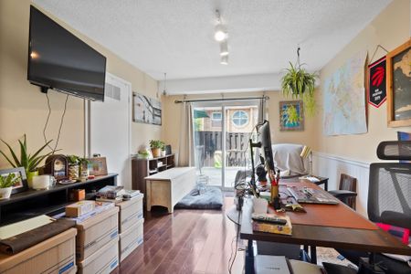 For Lease - 70 Upper Canada Drive Unit# 4, Toronto, Ontario - Photo 5