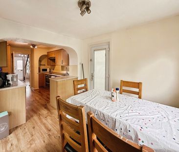 Collins Meadow, Harlow - Photo 6