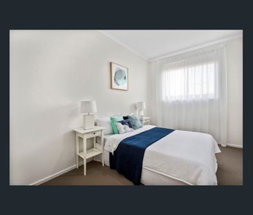 Step into easy living with this well-presented home! - Photo 6