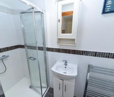 17 Kinnegar Drive, Holywood, BT18 9JQ - Photo 6