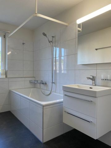 4.5 Zimmer, 104 m², 2. Stock - Foto 3